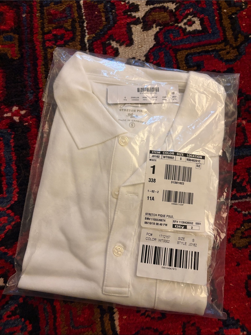 JCrew white men’s Stretch Pique Polo Shirt - size small